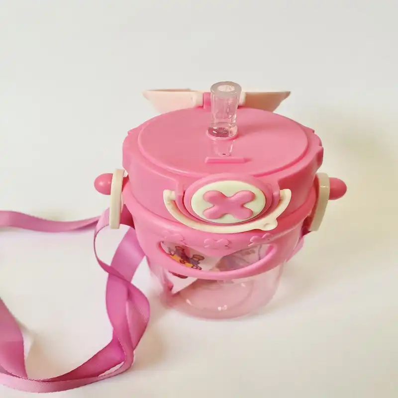 قمقمه کودک مدل خرگوش کد 03 گنجایش 0.68 لیتر