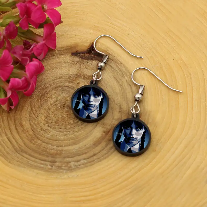 گوشواره زنانه ناکسیگو مدل شب تاب طرح ونزدی کد ES7363