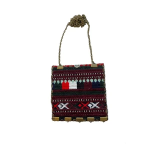 گردنبند سوزن دوزی کد L33