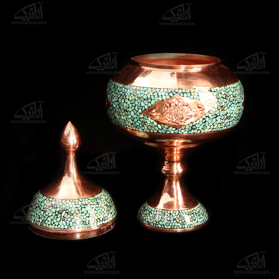 شکلات خوری پایه دار‏ فیروزه کوب‏ ‏‏رنگ ‏فیروزه ای‏ طرح ‏مشبک‏ مدل 1001200021