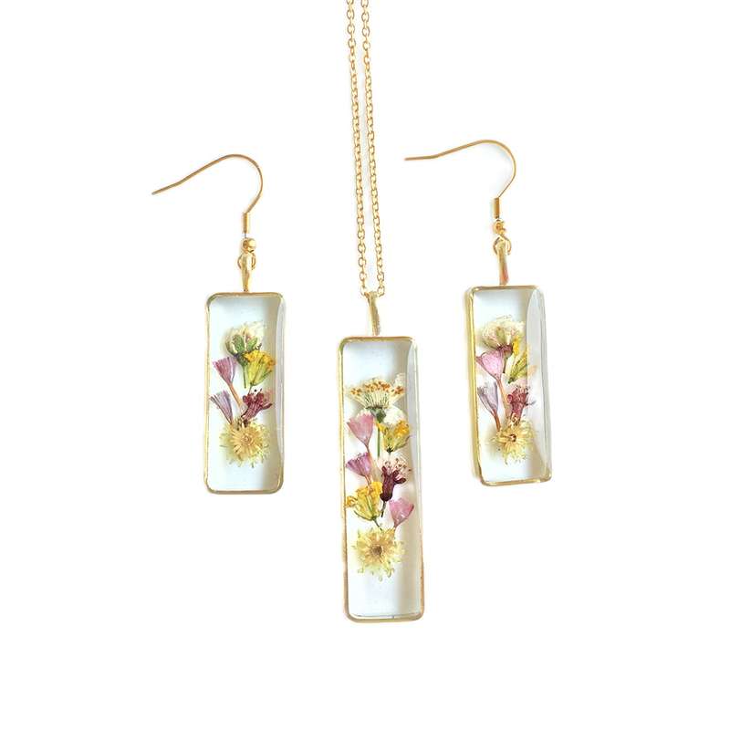 نیم ست زنانه مدل رزینی طرح گل خشک طبیعی