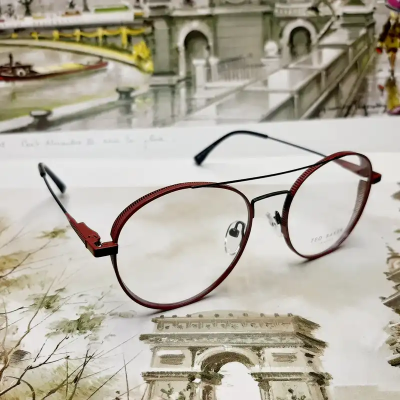 فریم عینک طبی تد بیکر مدل T8263c3