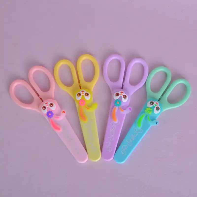 قیچی مدل غلاف دار طرح خرگوش