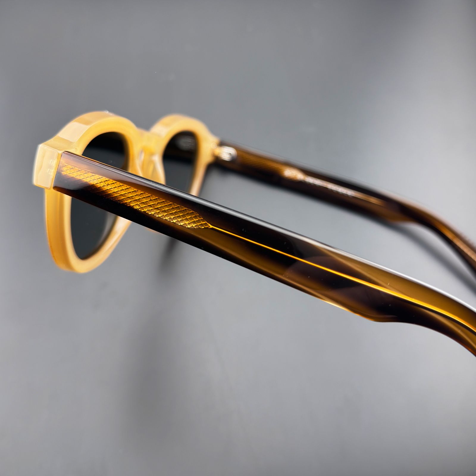 عینک آفتابی پنتوس پلاریزه آلبرت وگ مدل S31107-C3 Acetate Avantgarde Visionary -  - 5