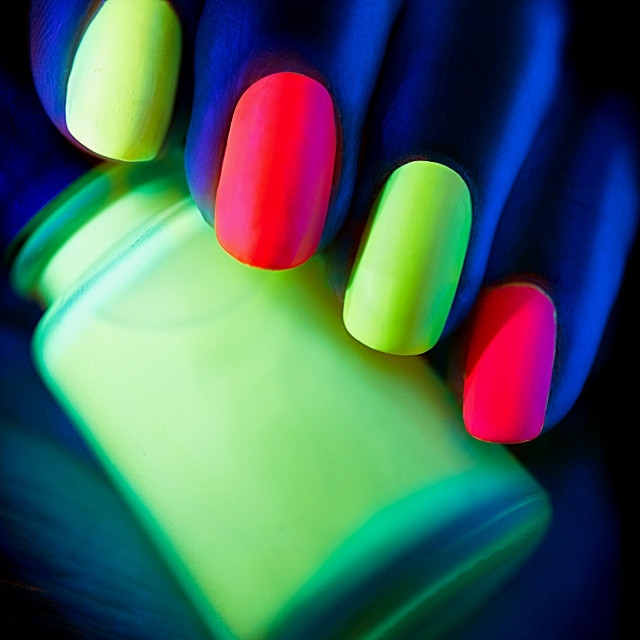 پودر لاک ناخن مدل شبتاب مجموعه 6 عددی