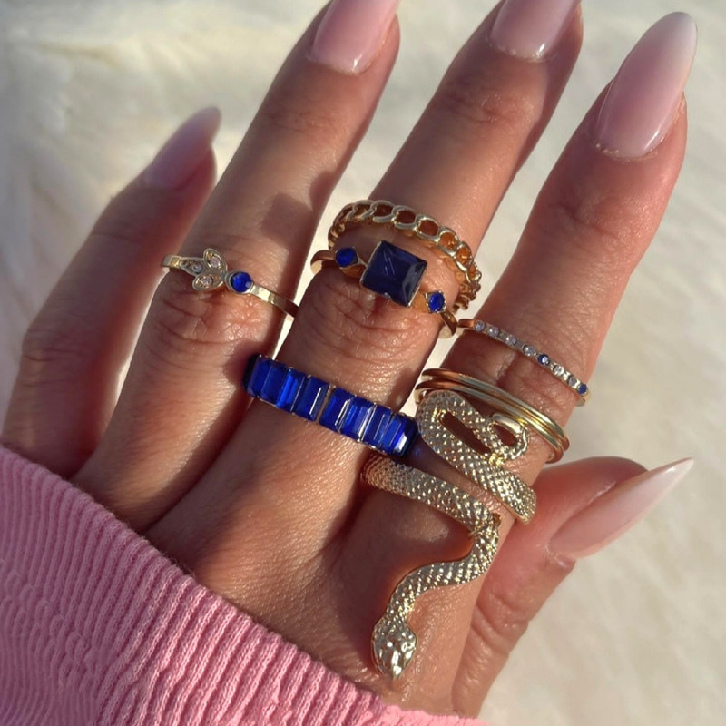 انگشتر زنانه مدل مار نگین باگتی کد N1 مجموعه 8 عددی انگشتر زنانه مدل مار نگین باگتی کد N1 مجموعه 8 عددی