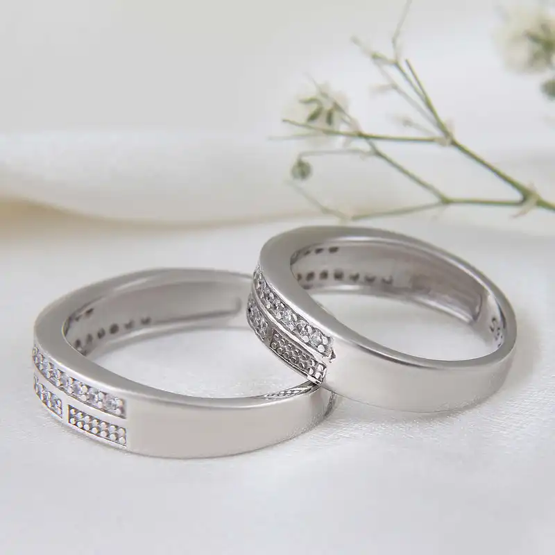 ست انگشتر نقره زنانه و مردانه بازرگانی میلادی مدل قالب جواهری نگین برلیان بون ریزش کد AWR_1630