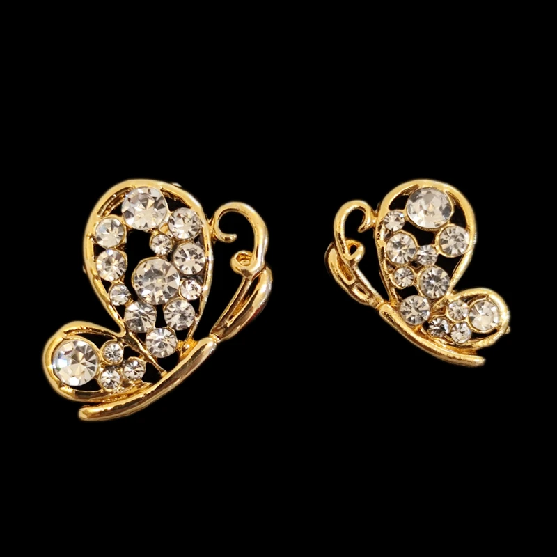 گوشواره میخی زنانه مدل پروانه نگینی 