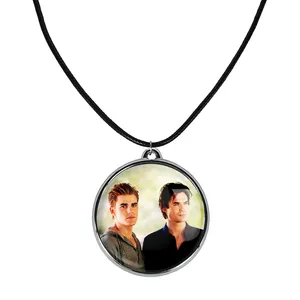 گردنبند خندالو مدل خاطرات یک خون آشام The Vampire Diaries کد 2024220246