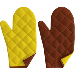دستکش فر راولا کد N108 مجموعه 2 عددی