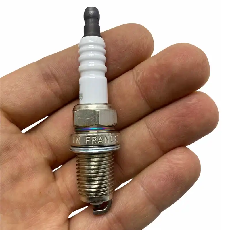 شمع خودرو رنو مدل 7700500155 مناسب برای تندر 90 بسته 4 عددی