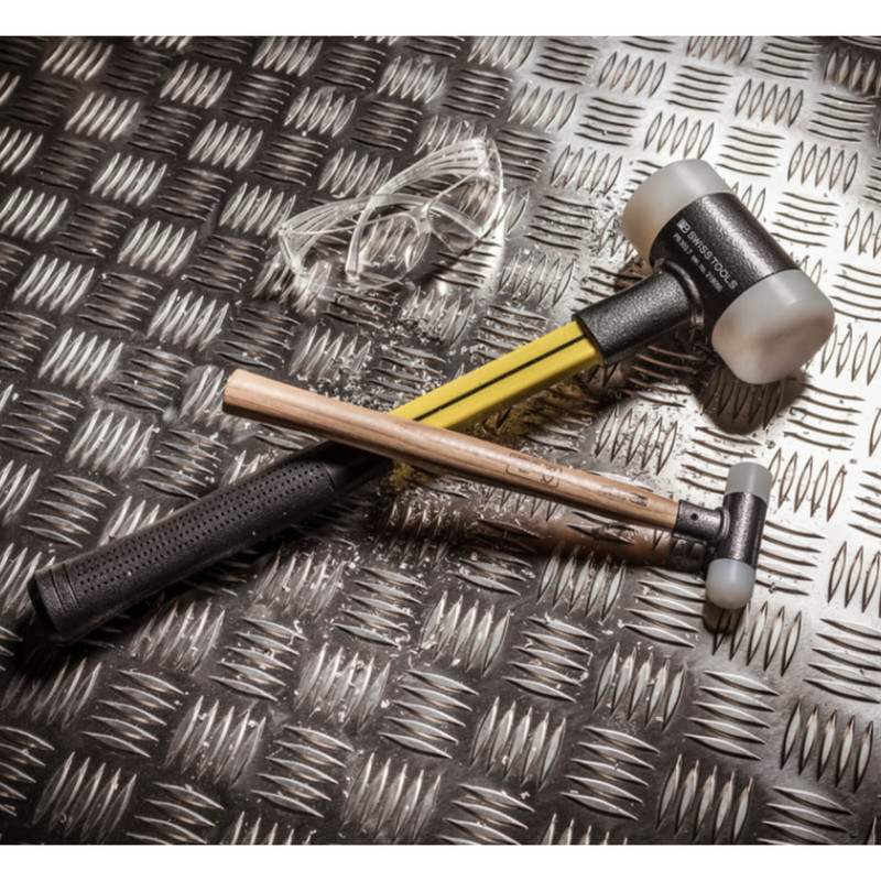 پتک سوئیس تولز مدل PB 303/6 وزن 1140 گرم پتک سوئیس تولز مدل PB 303/6 وزن 1140 گرم