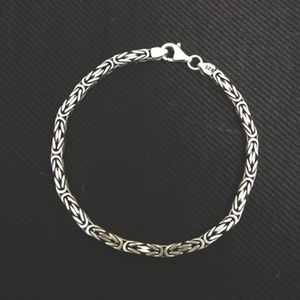 دستبند نقره مردانه مدل TBSKRALDAS22