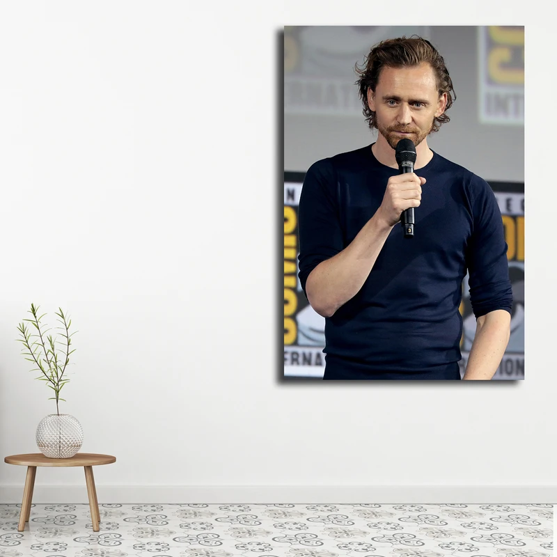 تابلو شاسی مدل tom hiddleston کد 3