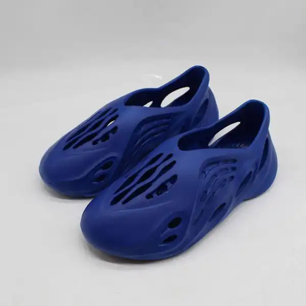 کفش ساحلی مدل یزی فوم فضایی کد 1399-DBE