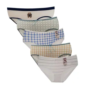 شورت زنانه مدل نخی طرح عروسکی مجموعه 5 عددی