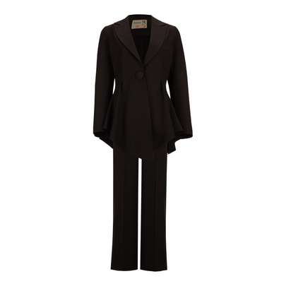 راهنمای خرید کت و شلوار زنانه مدل مجلسی ، کرپ در مزون تهران با قیمت مناسب و ارزان