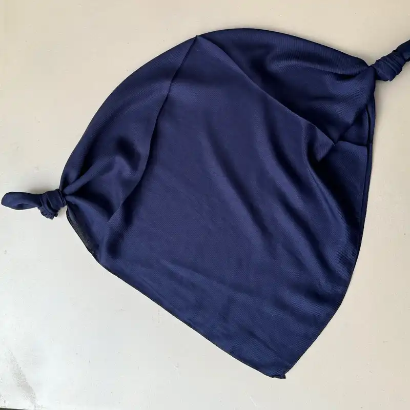 روسری زنانه مدل نخی ساده قواره 70 چهار فصل کد 35