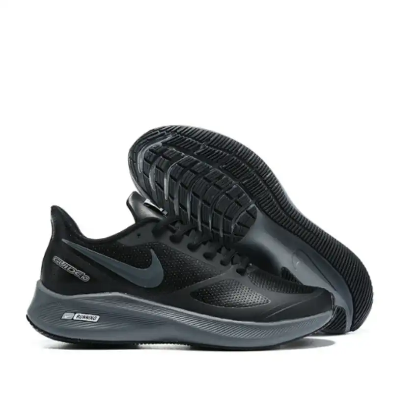 کفش مخصوص دویدن مدل گاید 10