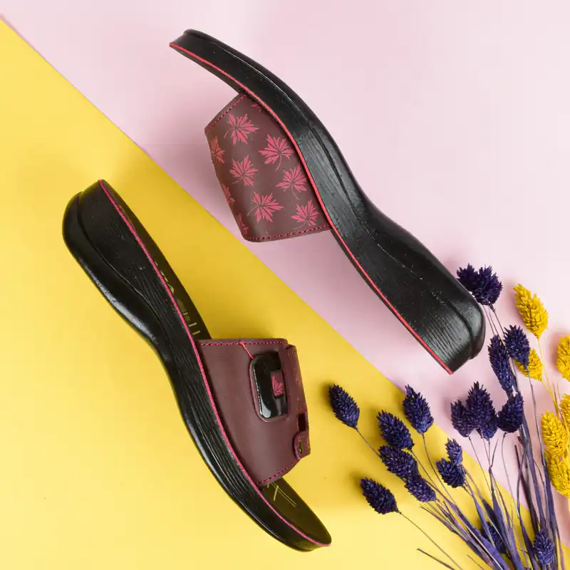 دمپایی زنانه پاپا مدل ویتوریا کد ZRSH.2926