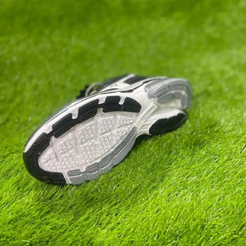 کفش بسکتبال مدل 0062