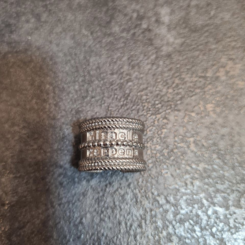 انگشتر زنانه مدل miracle happens انگشتر زنانه مدل miracle happens