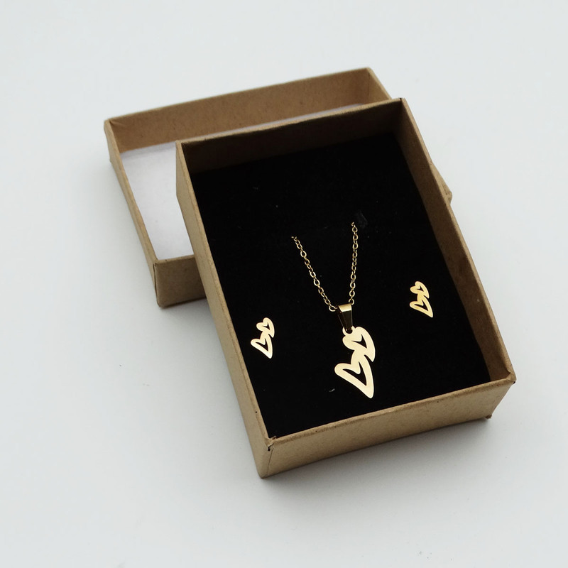 نیم ست دخترانه مدل قلب های زیبا کد SZ 11 نیم ست دخترانه مدل قلب های زیبا کد SZ 11