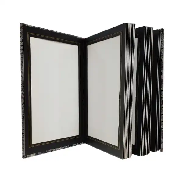 آلبوم عکس مدل G67U8