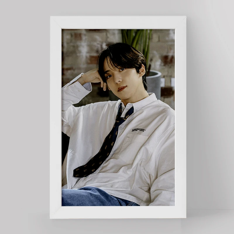 تابلو خندالو مدل یونهو گروه ایتیز ATEEZ کد 21209