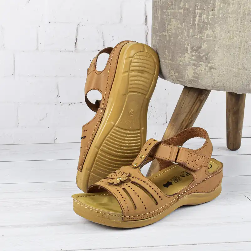 صندل زنانه پاپا مدل تارانتو کد HN.2924