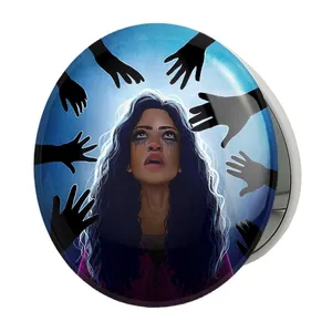 آینه جیبی خندالو طرح روبنت سریال سرخوشی Euphoria‎ مدل تاشو کد 13775 