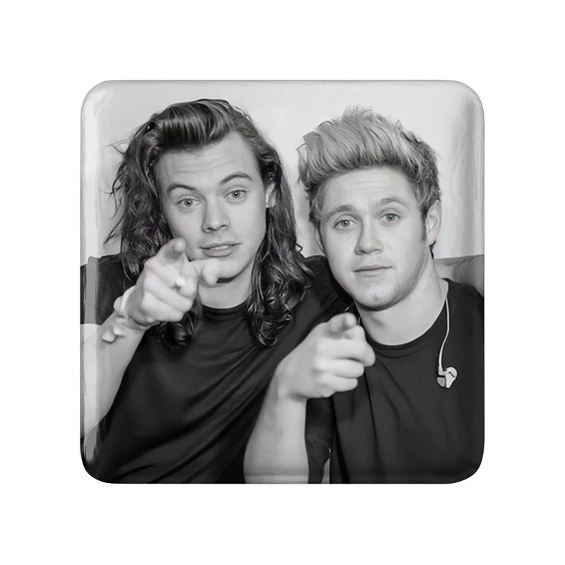 مگنت خندالو طرح نایل و هری گروه موسیقی وان دایرکشن One Direction مدل مربعی کد 18907