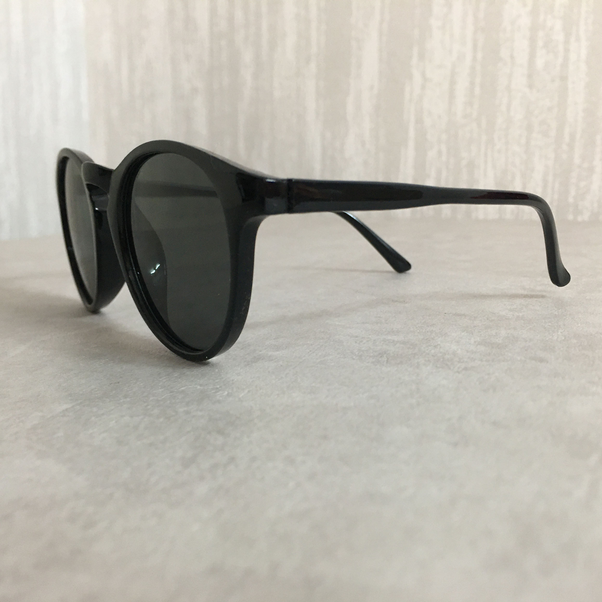 عینک آفتابی بچگانه مدل فانتزی کد B B 100