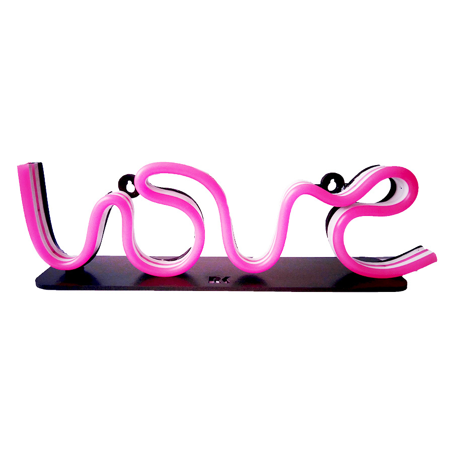 چراغ رومیزی طرح لاو مدل چاینکو