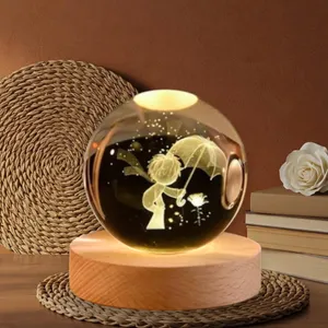 چراغ رومیزی مدل گوی کریستالی سه بعدی چراغ دار طرح شازده کوچولو