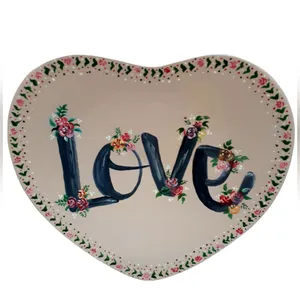 بشقاب دیوارکوب سفالی مدلlove
