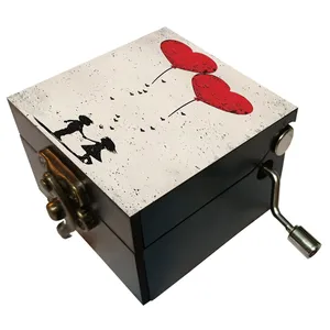 جعبه موزیکال مدل هندلی طرح قلب عشق کد 3047