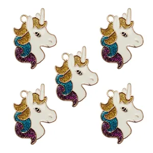 آویز گردنبند زنانه مدل اسب تک شاخ کد 24 بسته 5 عددی