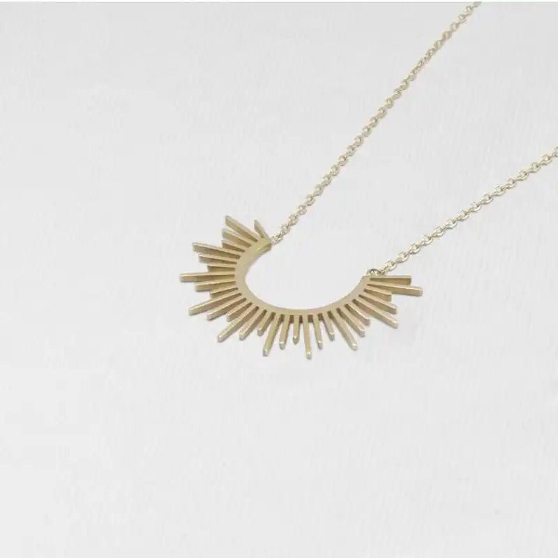 گردنبند طلا 18 عیار زنانه الی گلد گالری مدل خورشید کد 1500kh