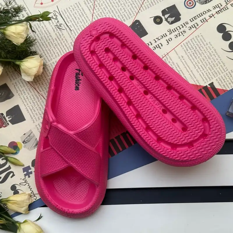 دمپایی زنانه پاپا کد PN