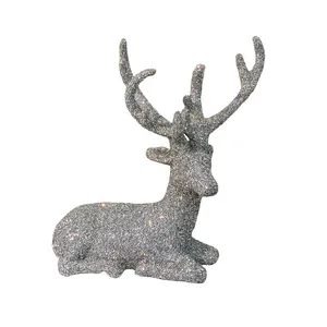 مجسمه مدل گوزن