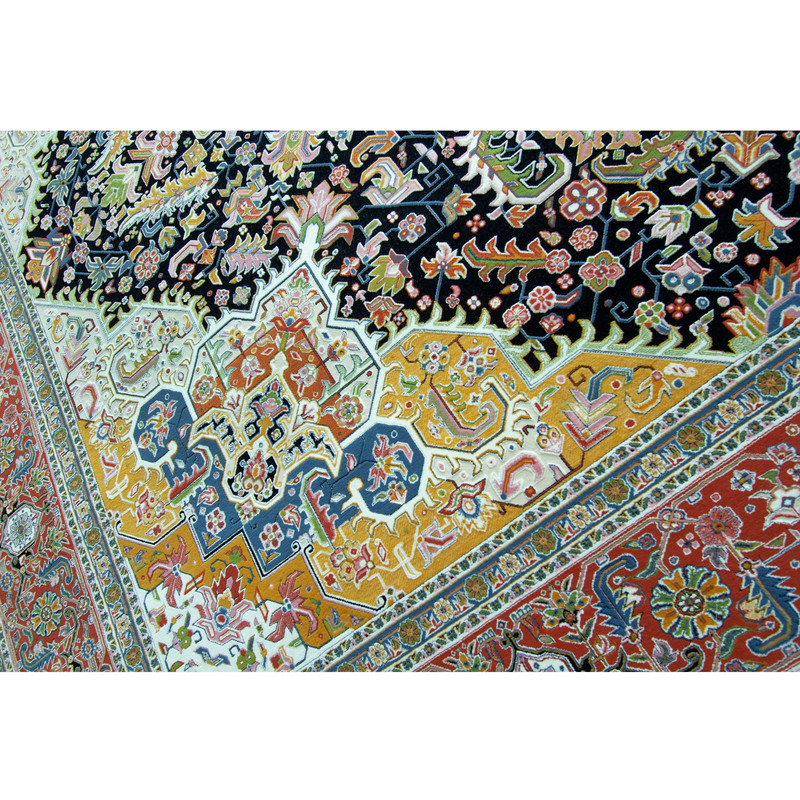 فرش ماشینی آذردکور طرح هریس 1200شانه  زمینه مشکی