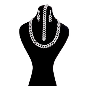 نیم ست نقره زنانه مدل A-0011