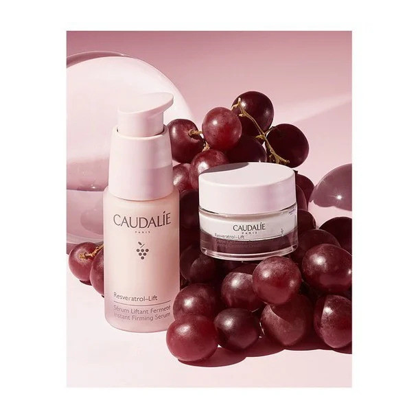 مجموعه مراقبت از پوست کدلی مدل Resveratrol-Lift بسته دو عددی