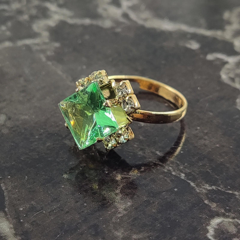 انگشتر دخترانه سلین کالا مدل زبرجد الماس کد 5