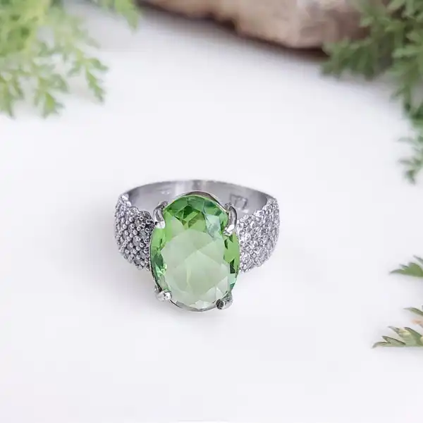 انگشتر زنانه مدل نگین دار کد JW565