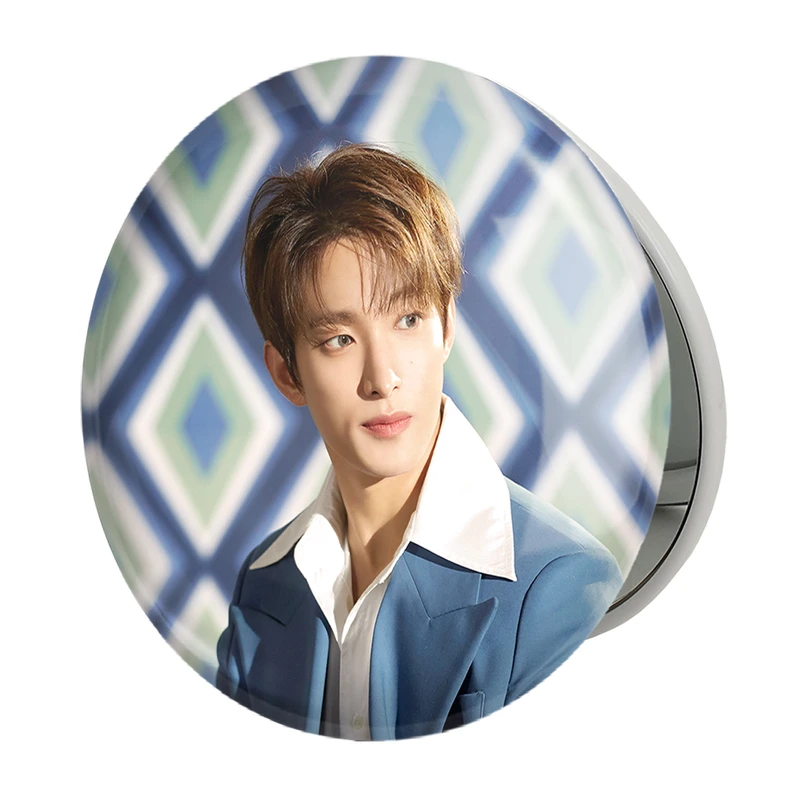 آینه جیبی خندالو طرح دی کی گروه سونتین Seventeen مدل تاشو کد 12491 