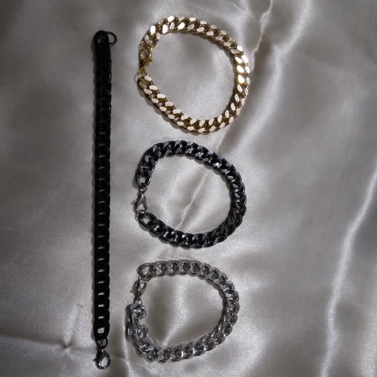 دستبند مدل آلومینیومی دستبند مدل آلومینیومی