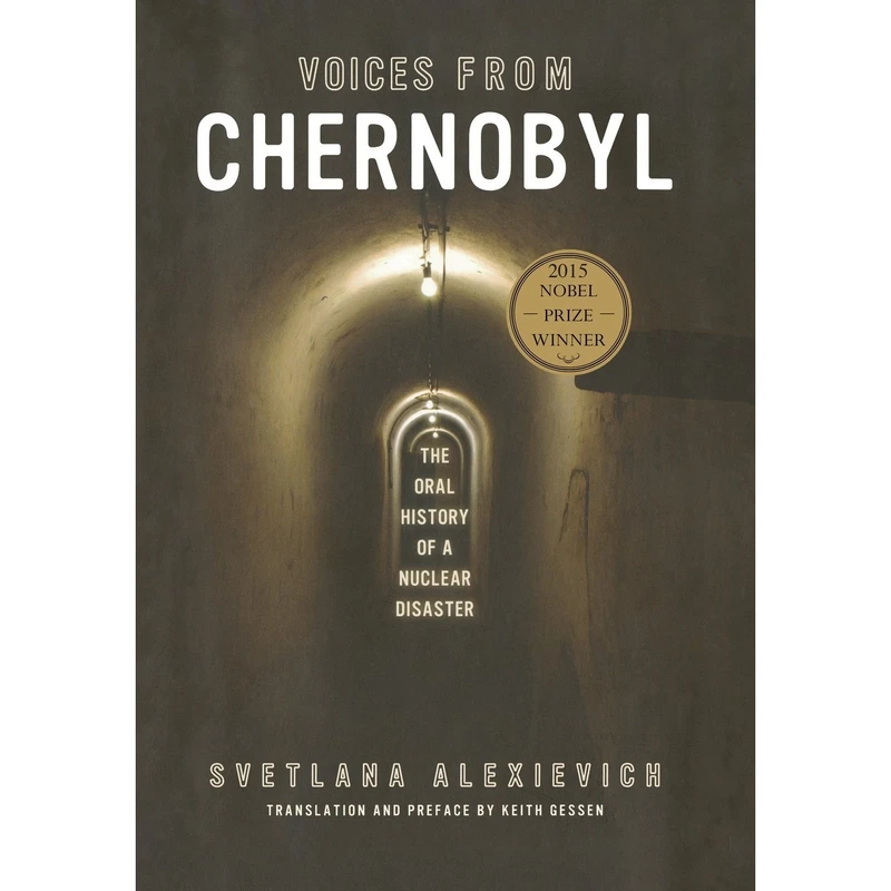 کتاب Voices from Chernobyl اثر Svetlana Alexievich and Keith Gessen انتشارات Lightning Source Inc