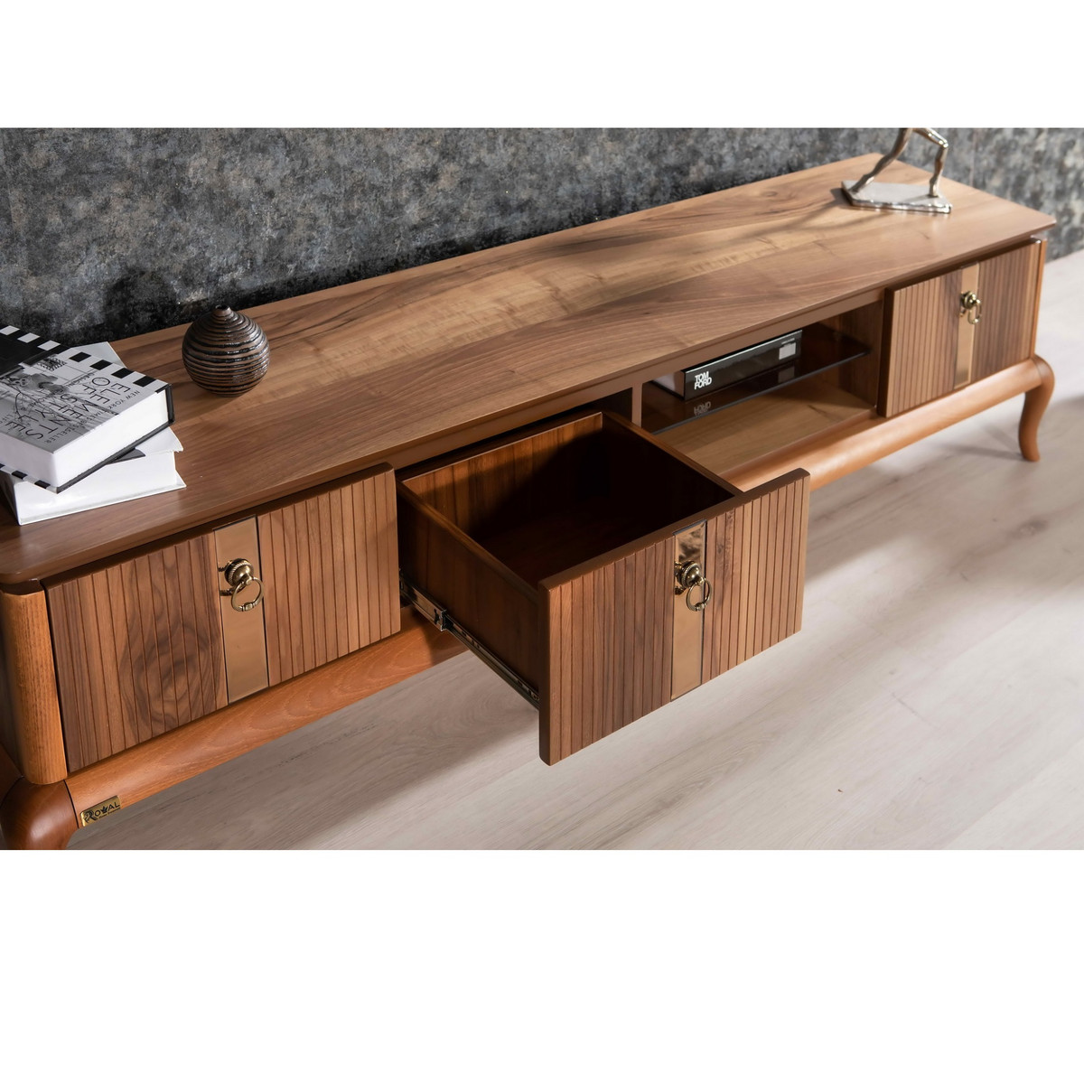 میز تلویزیون ررویال.سی.او  مدل آکاژو 733 160